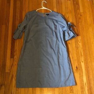 Women’s chambray shift dress